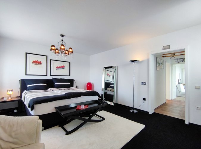 großes Schlafzimmer