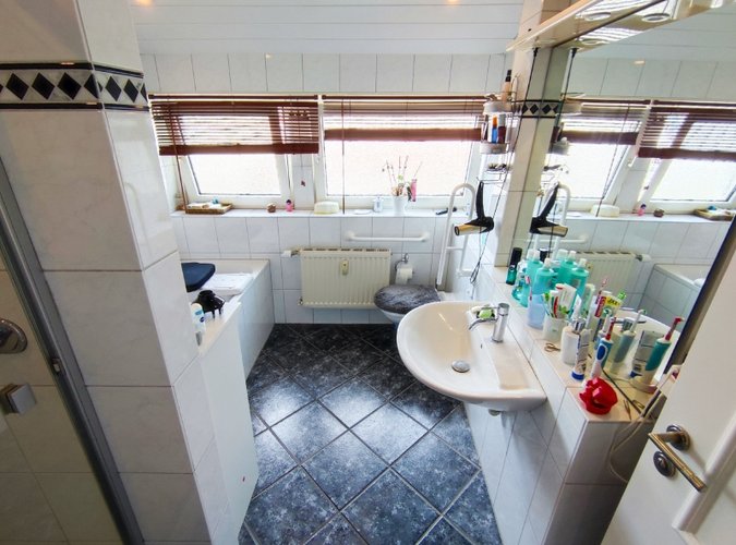 Badezimmer im Obergeschoss