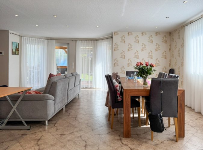 Wohn- und Esszimmer im Erdgeschoss