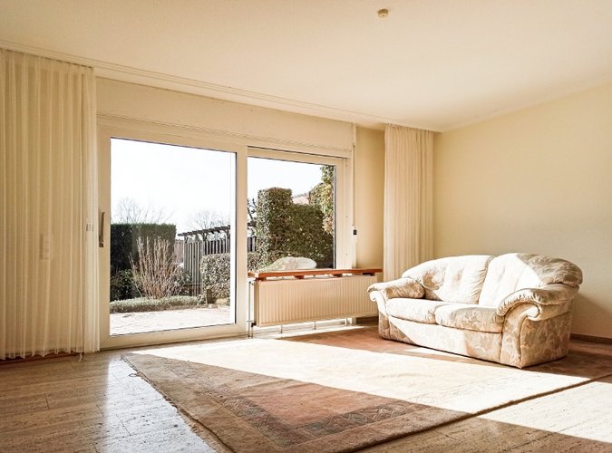 sonniges Wohnzimmer