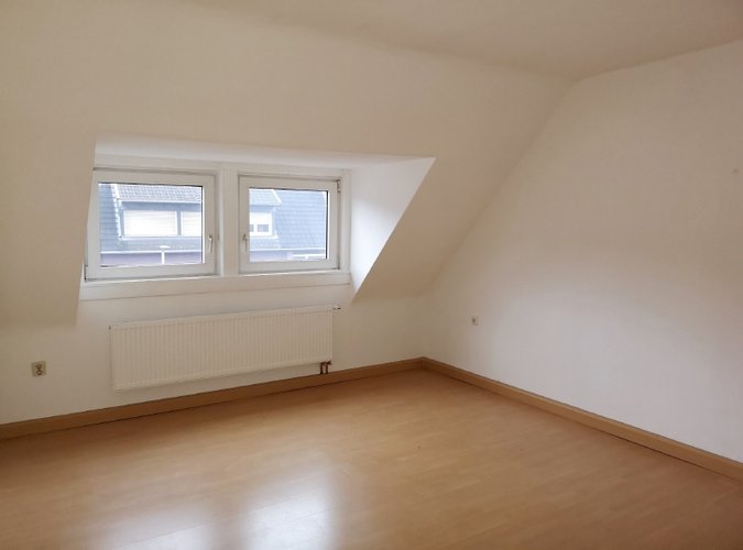 Wohnzimmer DG links