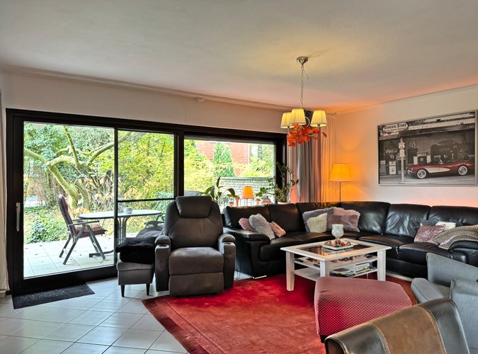 Wohnbereich mit Terrassenzugang