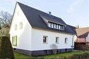 Gebäudefront - neues Dach & komplett gedämmt